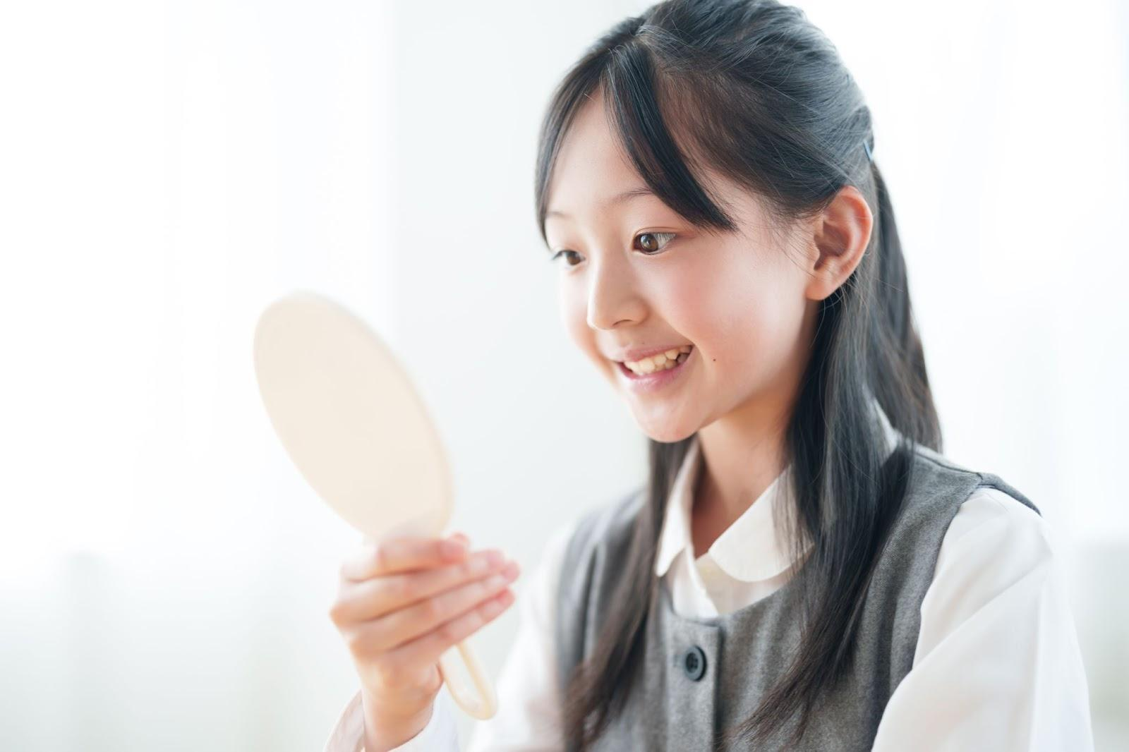 子どものマウスピース矯正の効果やメリットは?種類・注意点を徹底解説